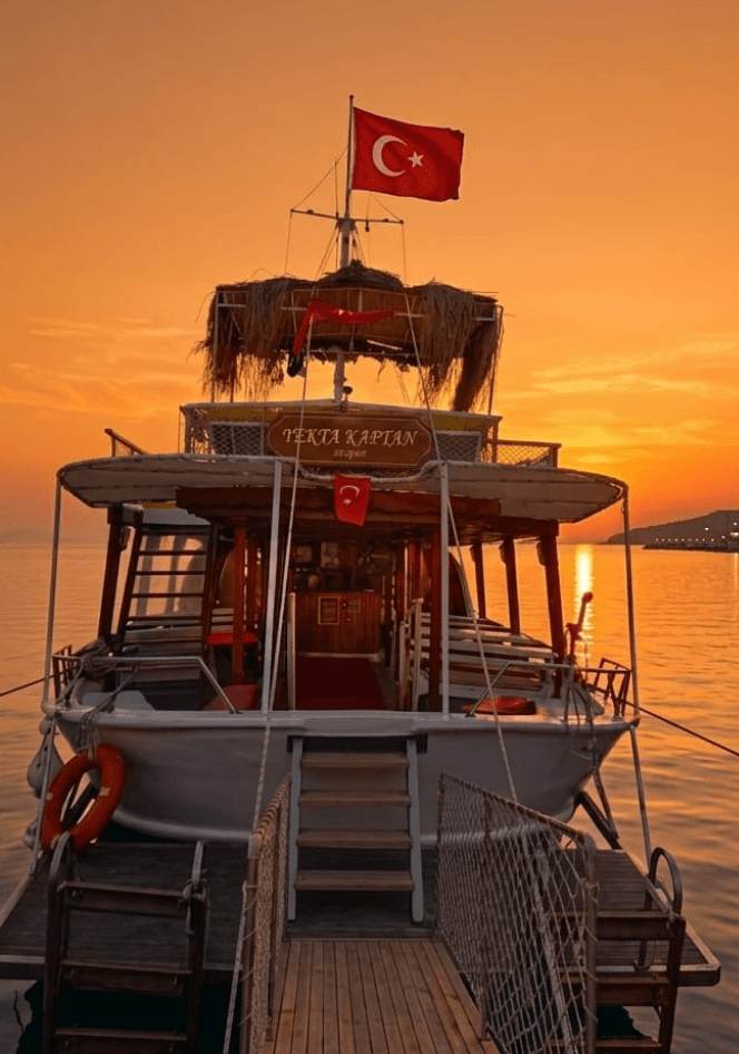 Yekta Kaptan gün batımı