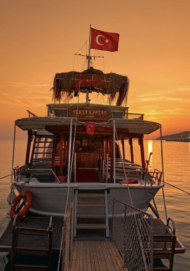 Yekta Kaptan gün batımı